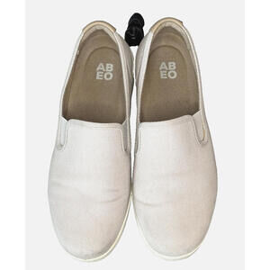 ABEO Women's Canvas Cream Encore Slip On Comfort Sneaker Sz 8M EUC